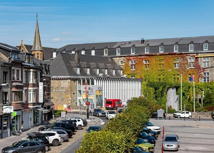 The Shelf - & アパート